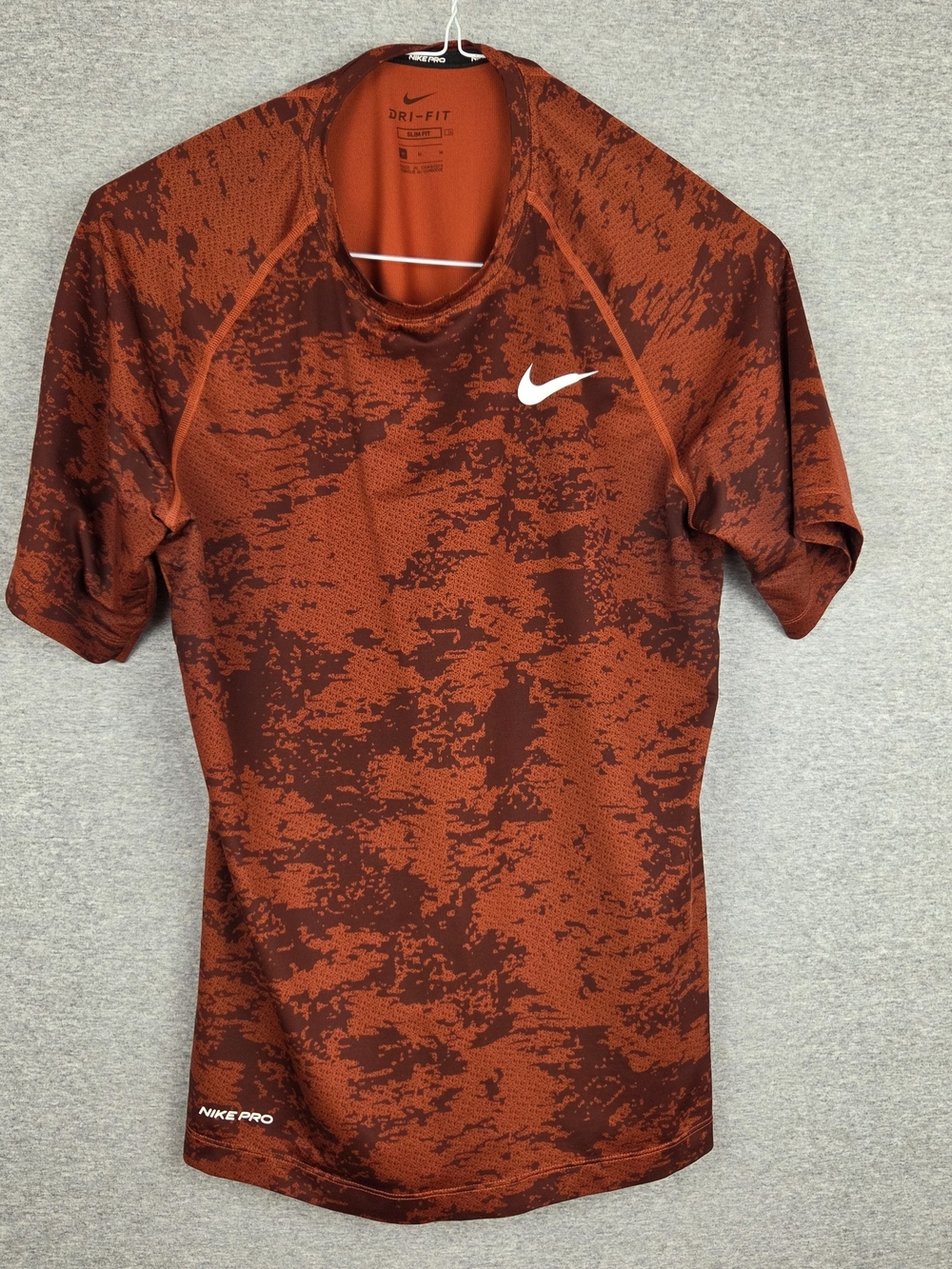 Nike Pro Men’s Dri-FIT  Short Sleeve Camo Tee — Rust Orange Md